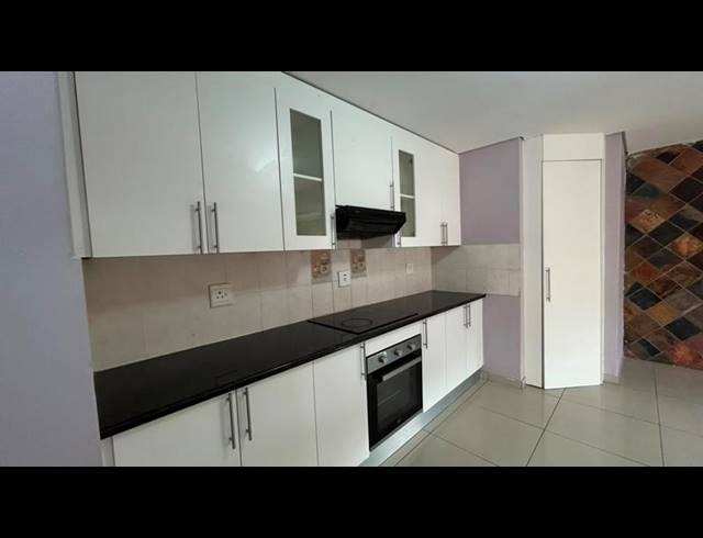 3 BEDROOM PROPERTY TO RENT IN ARBORETUM